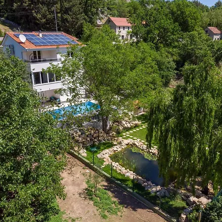 Zara With 32 Sqm Heated Pool, Jacuzzi, Billiard, Tennis Table, 8pax * Kučiće